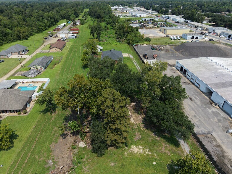 More Photos Of 945 Lyons Dr, La Place Land For Sale