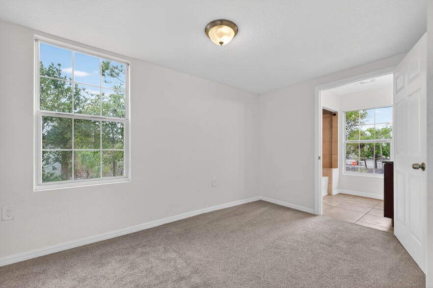 More Photos Of 105 W Columbus Dr, Tampa Office Residential For Sale