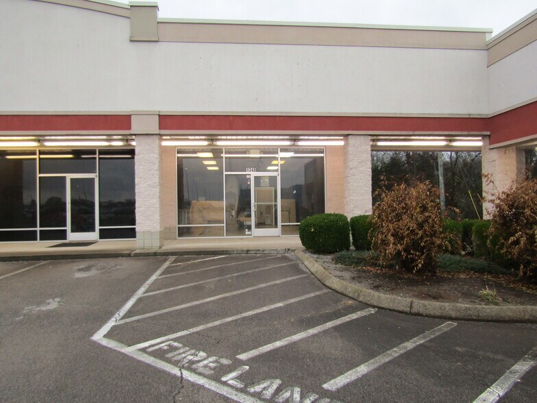 Primary Photo Of 1348 N Ellington Pky, Lewisburg General Retail For Sale