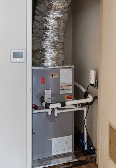 More Photos Of 193-321 Fernbank Rd, Springfield Apartments For Sale