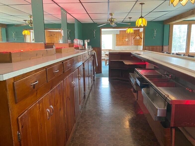 More Photos Of 1640 W US-2, Crystal Falls Restaurant For Sale