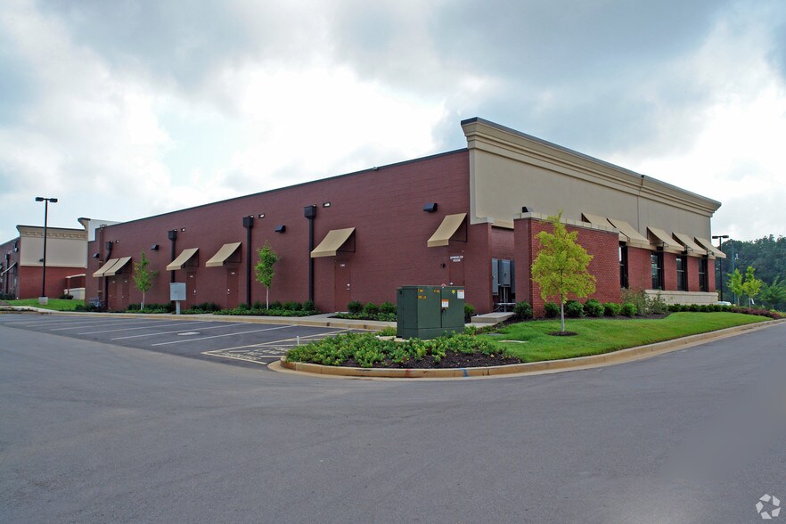 More Photos Of 11651-11657 Parkside Dr, Knoxville Freestanding For Lease