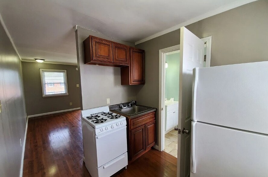 More Photos Of 1416 Townley Dr, Lexington Apartments For Sale