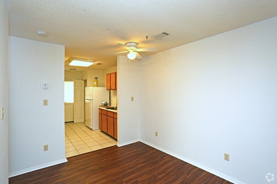 More Photos Of 1601 Radium Springs Rd, Albany Apartments For Sale