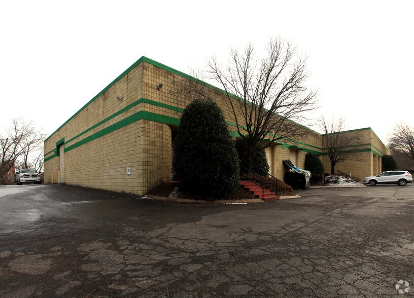 More Photos Of 1110 Appleton Dr, Nashville Light Distribution For Lease