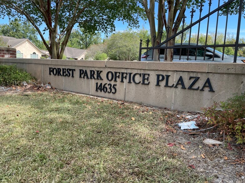 More Photos Of 14635 S Harrell's Ferry Rd, Baton Rouge Office For Sale