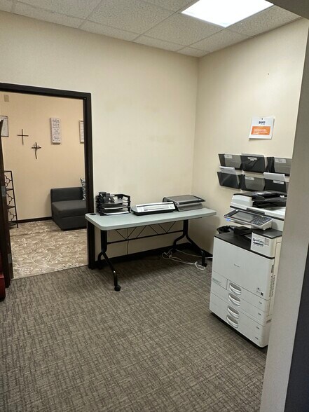More Photos Of 10501 S Orange Ave, Orlando Light Manufacturing For Sale
