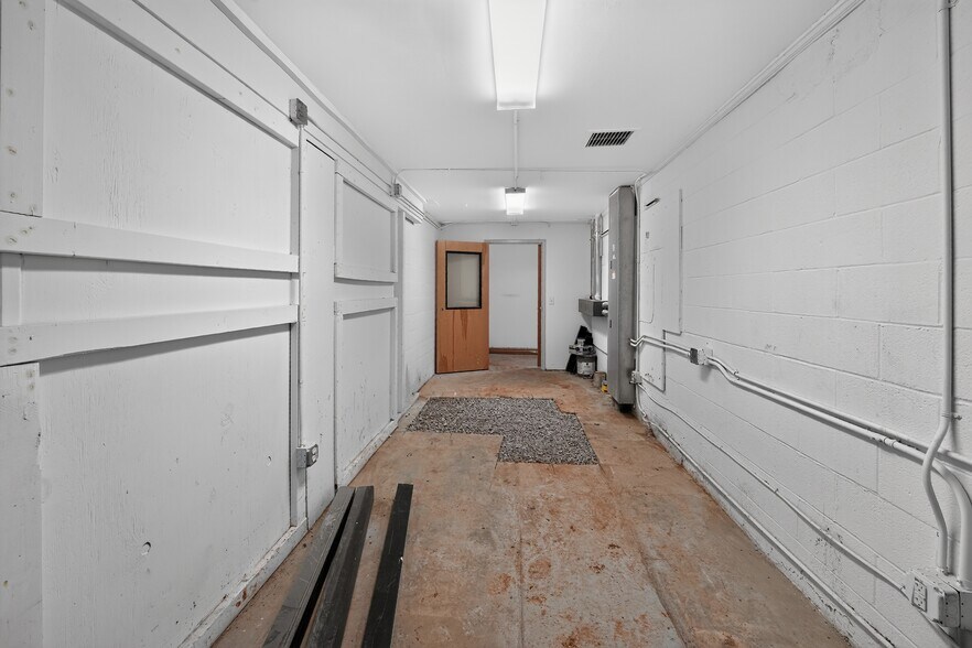 More Photos Of 5234 N Roxboro Rd, Durham Freestanding For Lease
