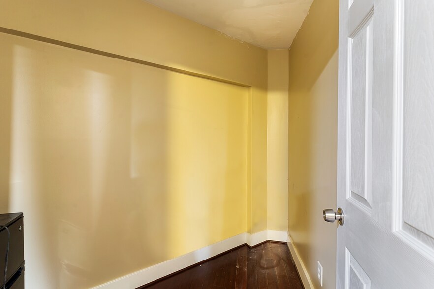 More Photos Of 226 E Main St, Union Storefront Retail Residential For Sale