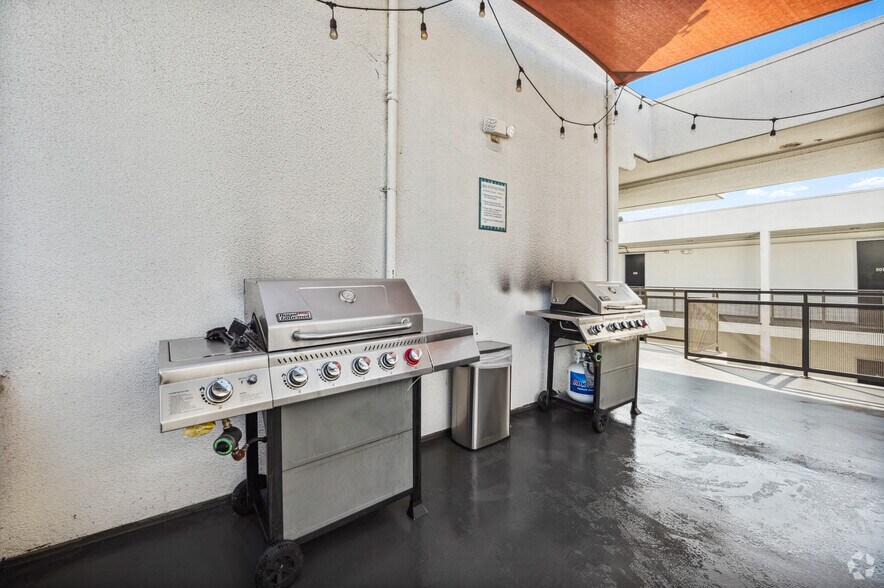 More Photos Of 401 S La Fayette Park Pl, Los Angeles Apartments For Sale