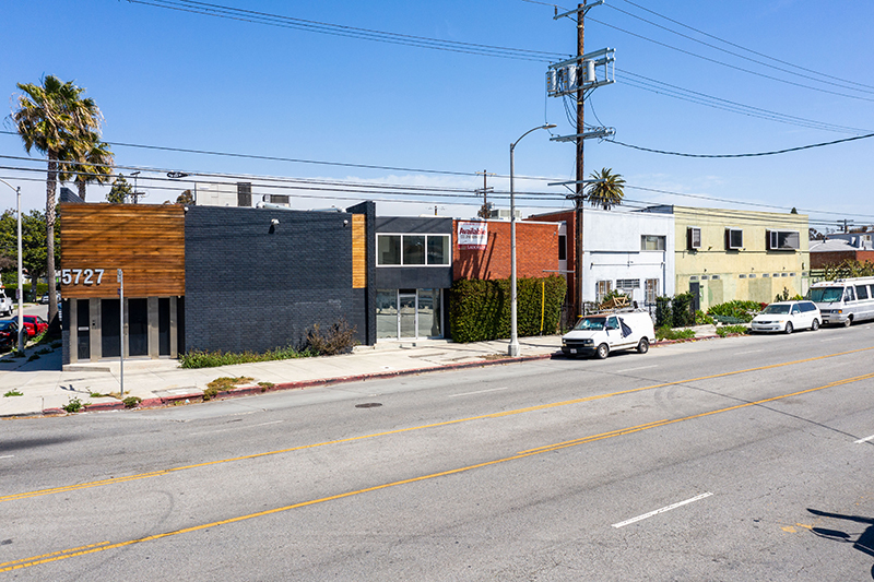 Primary Photo Of 5719 W Adams Blvd, Los Angeles Warehouse For Lease