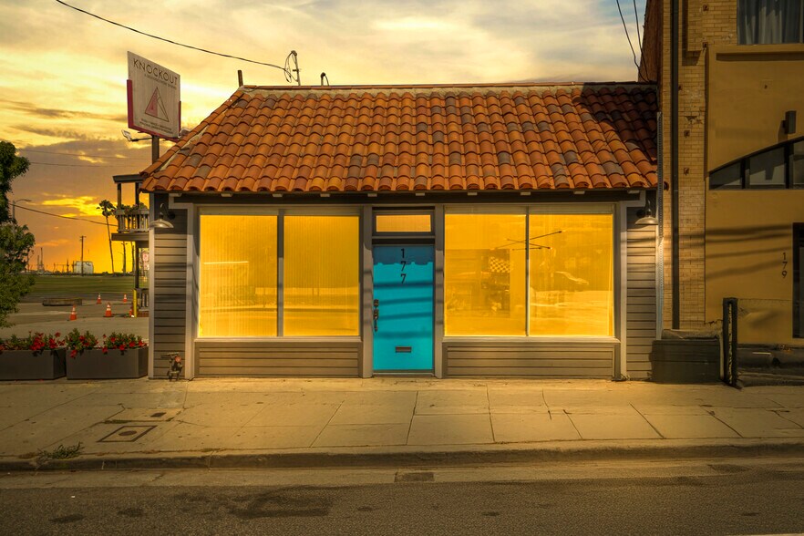 More Photos Of 177 Culver Blvd, Playa Del Rey Storefront For Lease