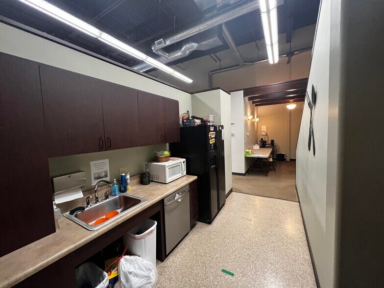 More Photos Of 2021 Commerce Dr, Medford Office For Sale