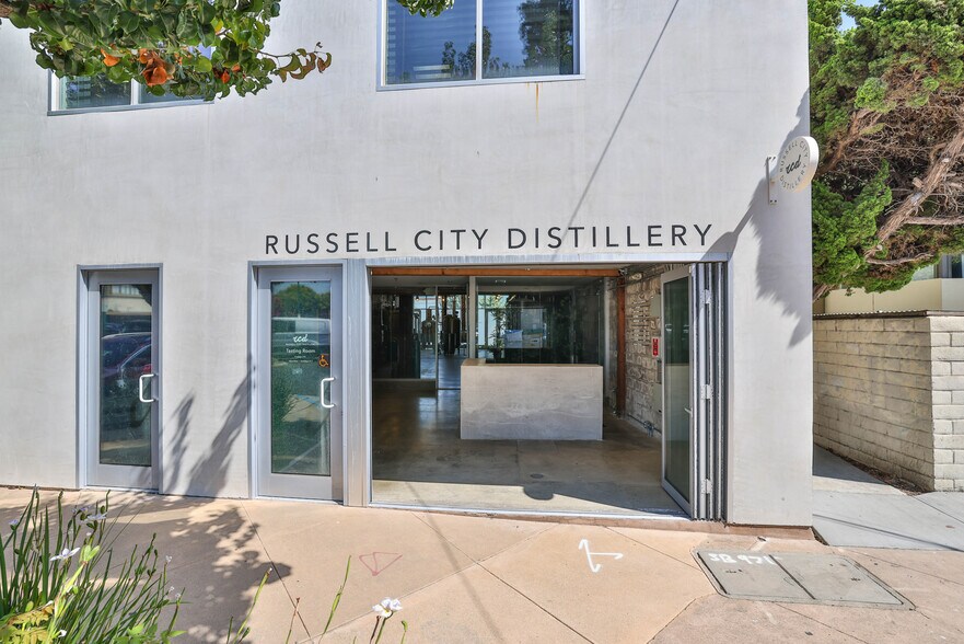 More Photos Of 22549-22551 Foothill Blvd, Hayward Storefront For Sale