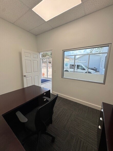 More Photos Of 7720 Westview Dr, Houston Office For Lease