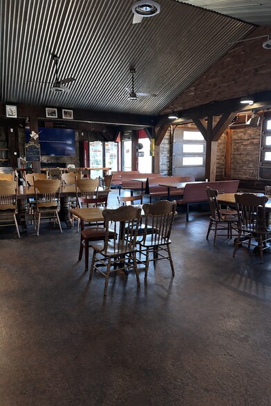 More Photos Of 1607 Magnolia Ave, Buena Vista General Retail For Sale