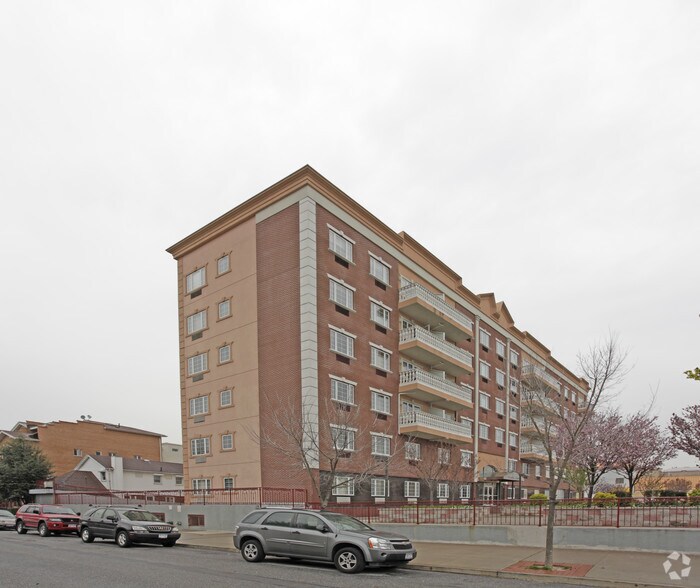 Primary Photo Of 2801 Emmons Ave, Brooklyn Coworking Space