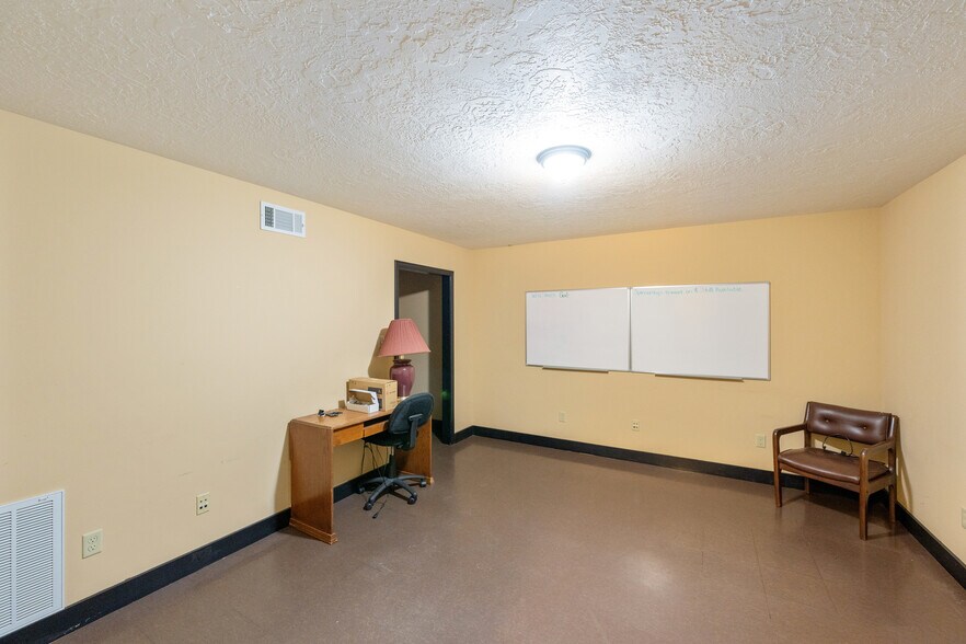 More Photos Of 215 Baker Rd, Huntingdon Lodge Meeting Hall For Sale