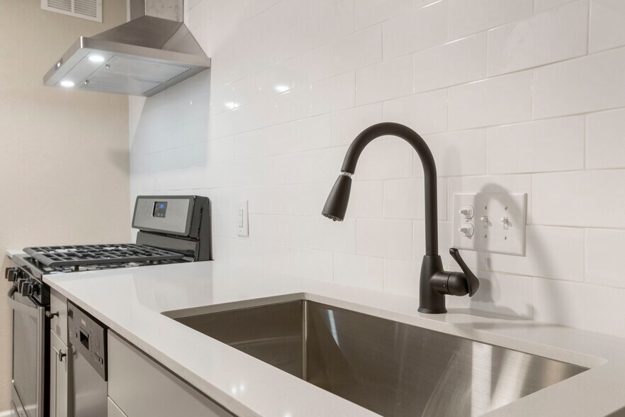 More Photos Of 2618 E 8th St, Tulsa Apartments For Sale