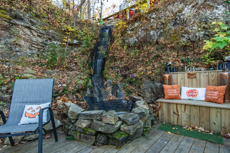 More Photos Of 209 Commercial St, Theresa Restaurant For Sale