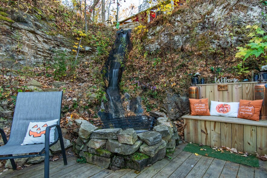 More Photos Of 209 Commercial St, Theresa Restaurant For Sale