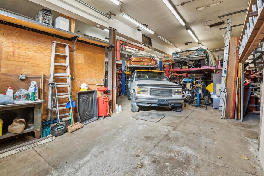 More Photos Of 419 Pierce St, Philadelphia Police Fire Station For Sale