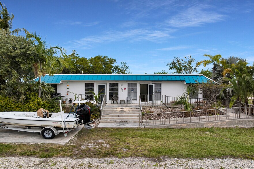 More Photos Of 21423 Overseas Hwy, Cudjoe Key Freestanding For Sale