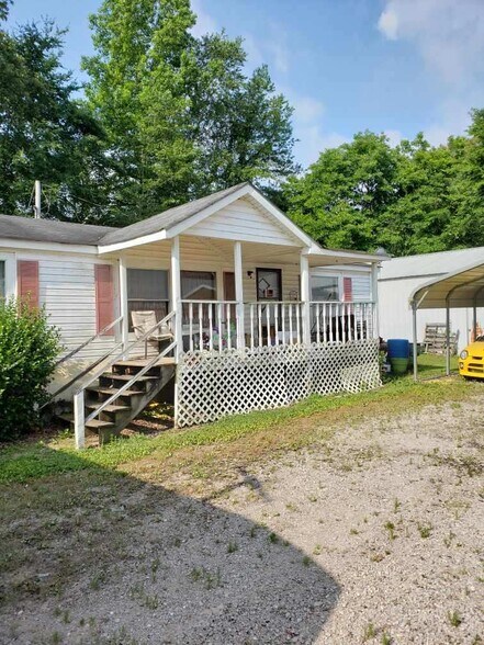 More Photos Of 1325 Shady Grove Rd, Williston Religious Facility For Sale