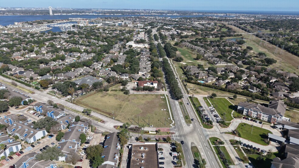 More Photos Of 2622 Marina Bay Dr, League City Medical For Lease
