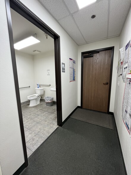 More Photos Of 14702-14738 Central Ave, Chino Warehouse For Lease