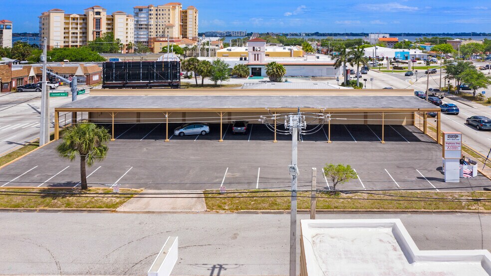 More Photos Of 117-137 Hughlett Ave, Cocoa General Retail For Sale