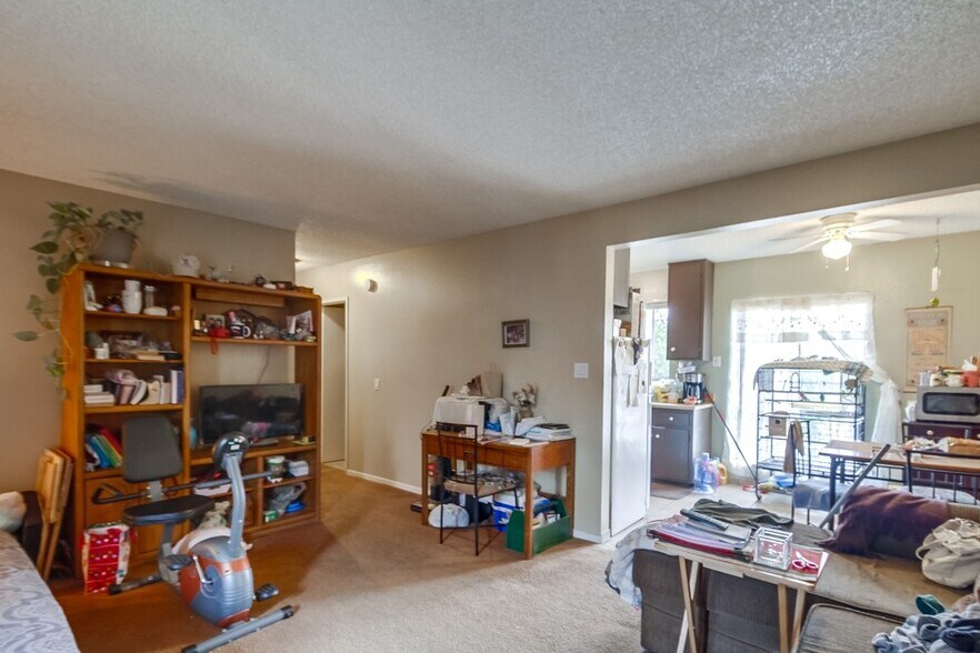 More Photos Of 1091 Calla Ave, Imperial Beach Apartments For Sale