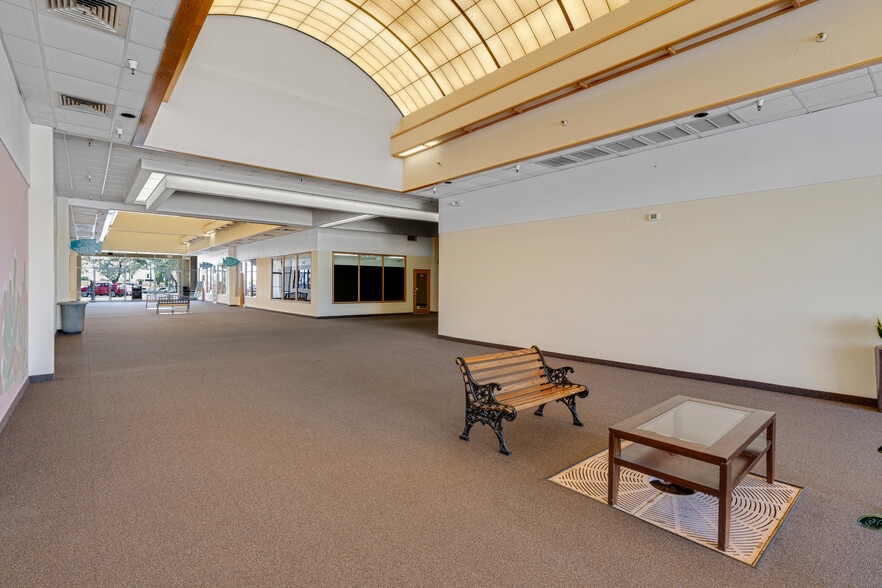 More Photos Of 9750 W Peoria Ave, Peoria Unknown For Lease