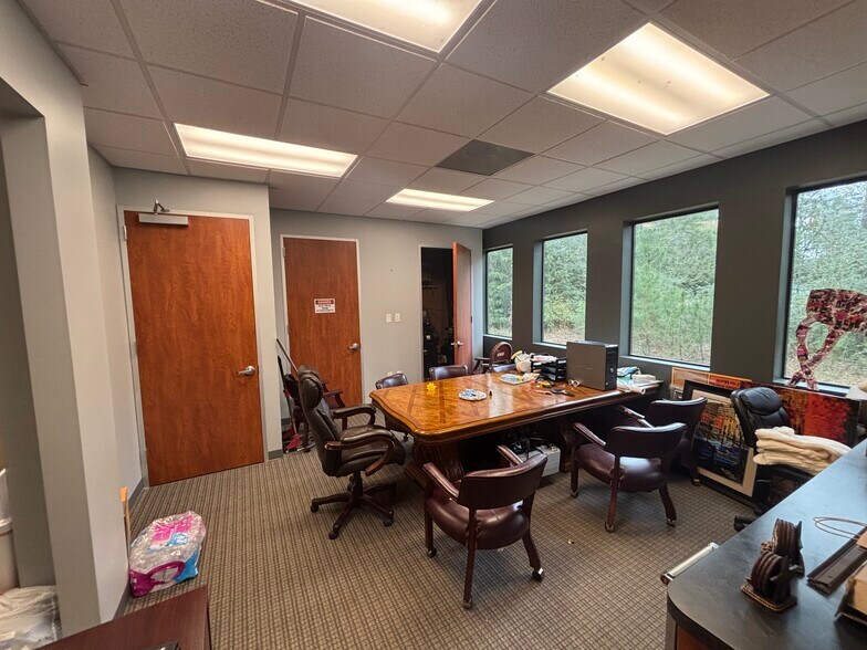 More Photos Of 10845 Kuykendahl Rd, The Woodlands Medical For Lease