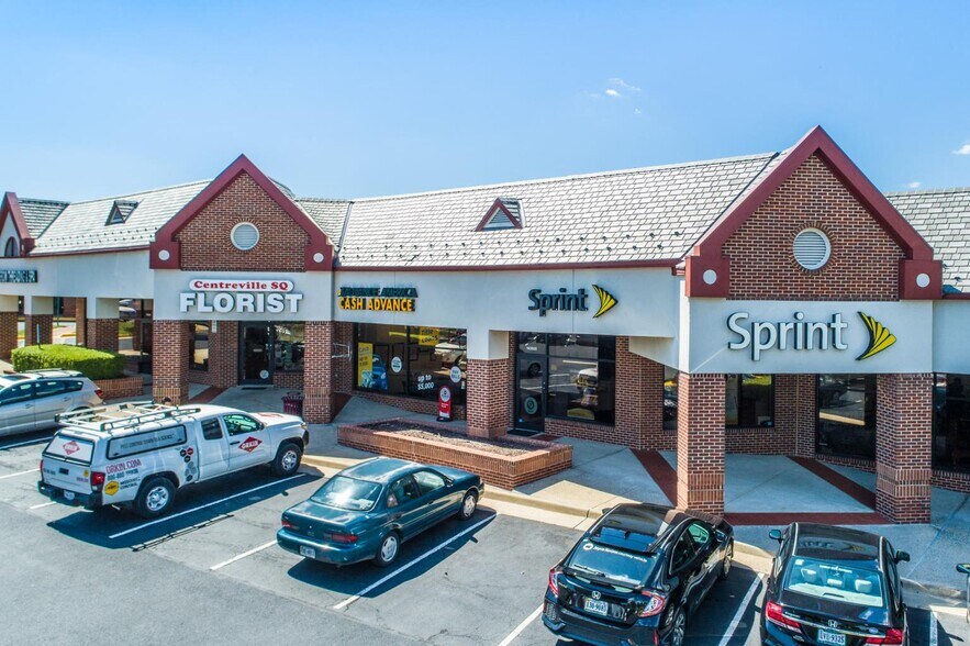 More Photos Of 5901-6075 Centreville Crest Ln, Centreville Unknown For Lease