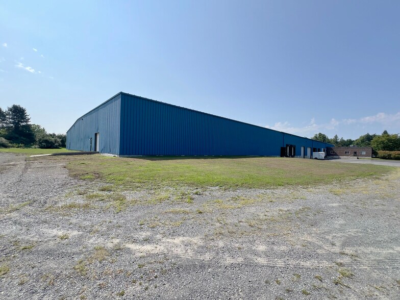 More Photos Of 1210 Route 9, South Schodack Warehouse For Lease