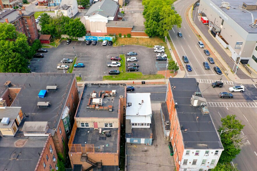 More Photos Of 214 Main St, Poughkeepsie Loft Creative Space For Sale