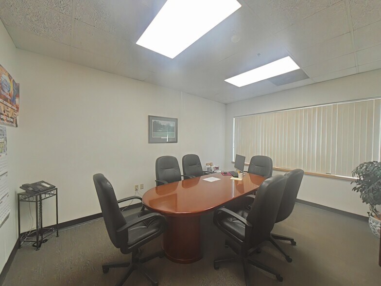 More Photos Of 100 Crescent Rd, Needham Office For Lease