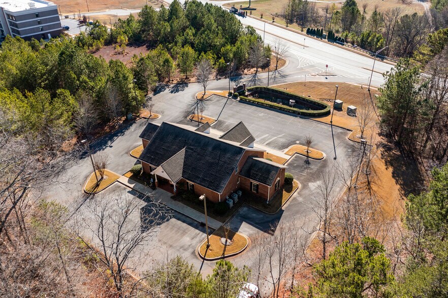 More Photos Of 1300 E Main St, Cartersville Medical For Sale