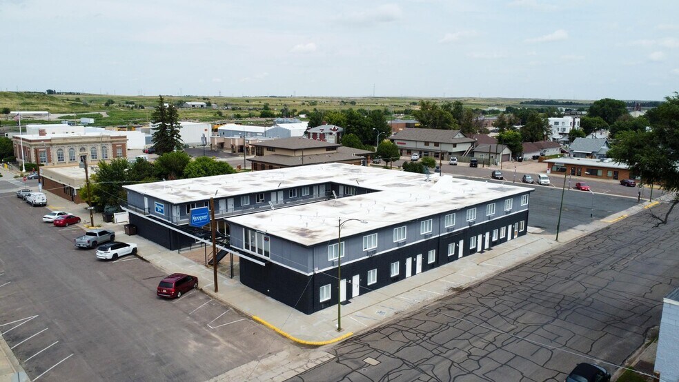 More Photos Of 935 9th Ave, Sidney Hotel For Sale