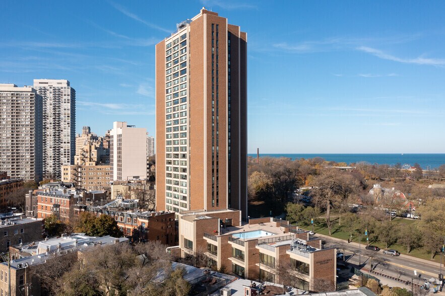 Primary Photo Of 1850-1856 N Clark St, Chicago Apartments For Lease