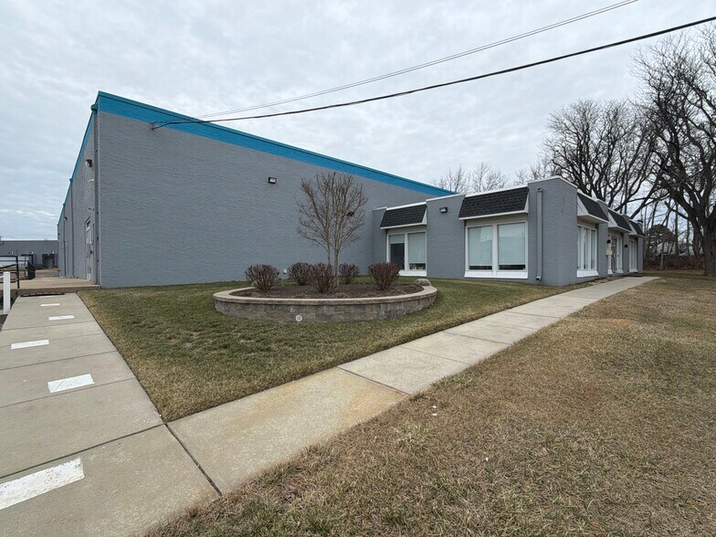 Primary Photo Of 77 Old Kings Highway, Maple Shade Industrial For Lease