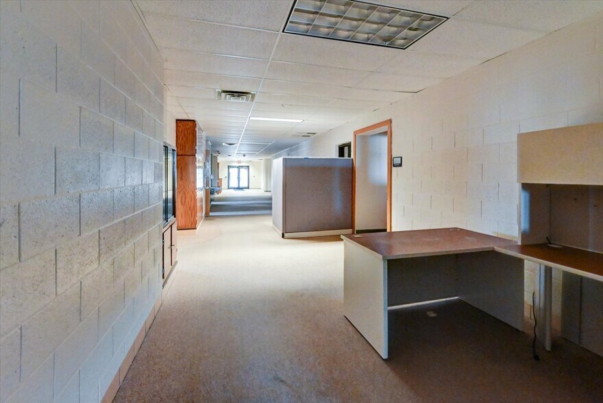 More Photos Of 520 E Holum St, Deforest Schools For Sale