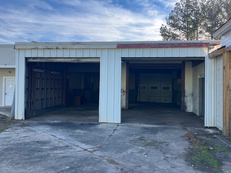 More Photos Of 112 S Parler Ave, Saint George Auto Repair For Sale