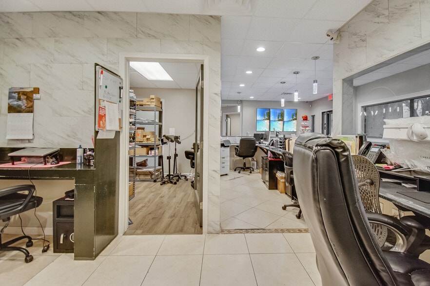 More Photos Of 4540 Southside Blvd, Jacksonville Medical For Sale