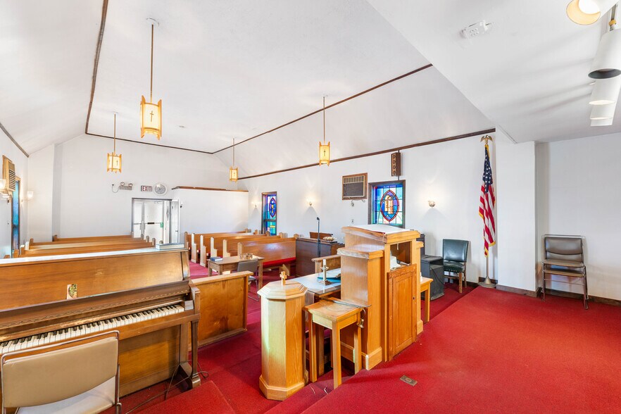 More Photos Of 900 E Baltimore Ave, Linden Specialty For Sale