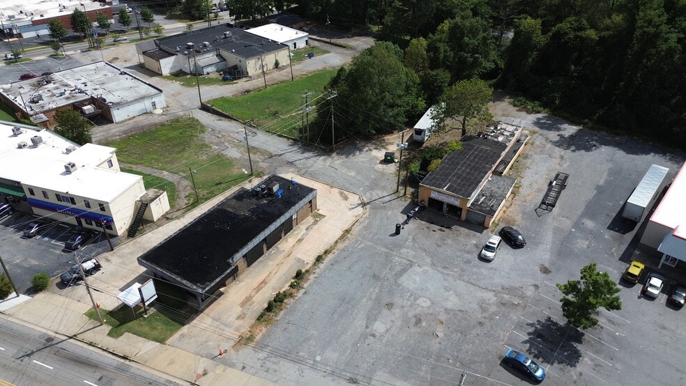 More Photos Of 2164 Campbellton Rd SW, Atlanta Auto Repair For Sale