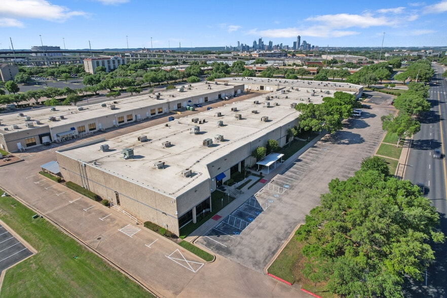 More Photos Of 4150 Freidrich Ln, Austin Unknown For Lease