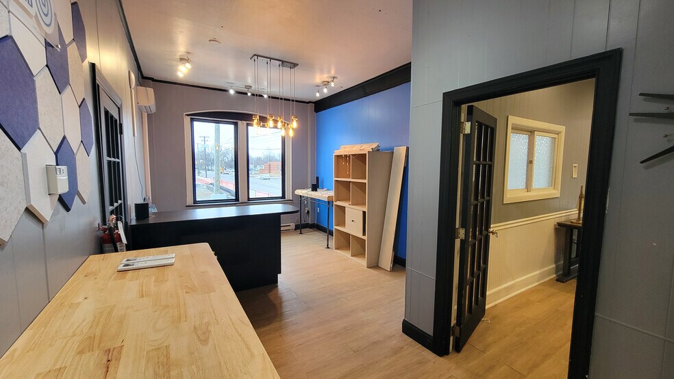More Photos Of 152 N Pennsylvania Ave, Wilkes Barre Warehouse For Lease