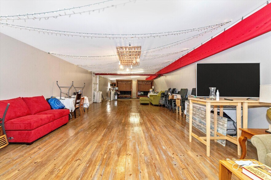 More Photos Of 14 E Patrick St, Frederick Storefront Retail Office For Sale